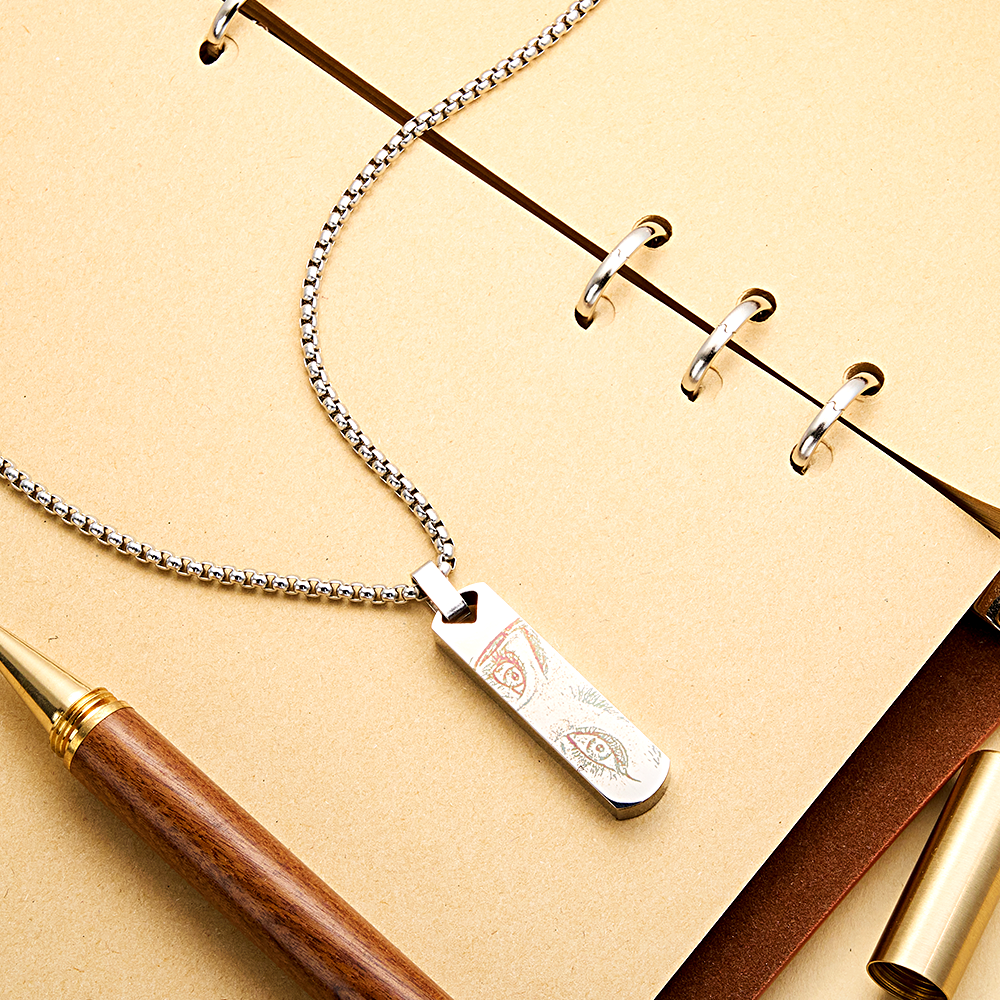 Custom Engraved Eye Bar Necklace Personalized Eye Photo Engraving Vertical Bar Pendant Gold Cube Chain Necklace with Eye Picture - NameNecklaceAU