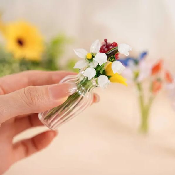 Personalized Glass Birth Flower Bouquet, Mini Floral Gift for Mom, Grandma, Mother’s Day gift - NameNecklaceAU