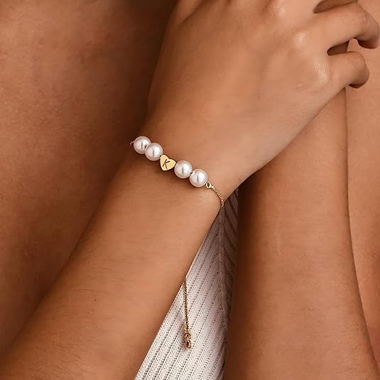 Personalized Initial Heart Bracelet Custom Letter Pearl Beaded Chain Gifts for Her -  NameNecklaceUK