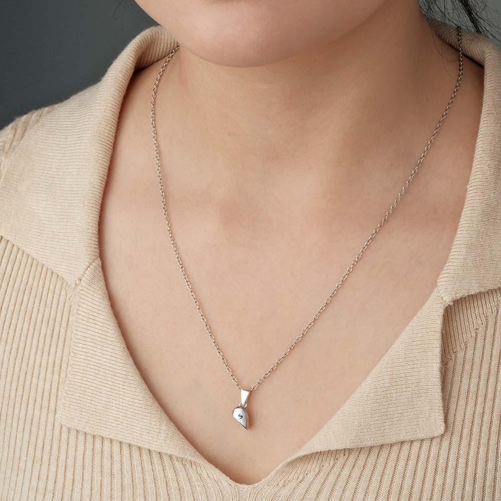 Custom Letter Magnetic Heart Necklace Fashion Chain Necklace For Couples - yournamenecklaceuk
