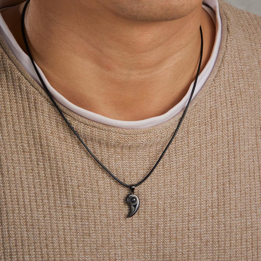 Custom Projection Necklace Heart-shaped Unique Creative Gift for Couple - yournamenecklaceuk