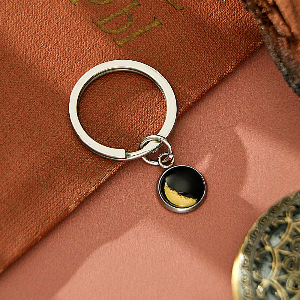 Custom Photo Moon Memory Keychain in Black Personal Moon Date - yournamenecklaceuk