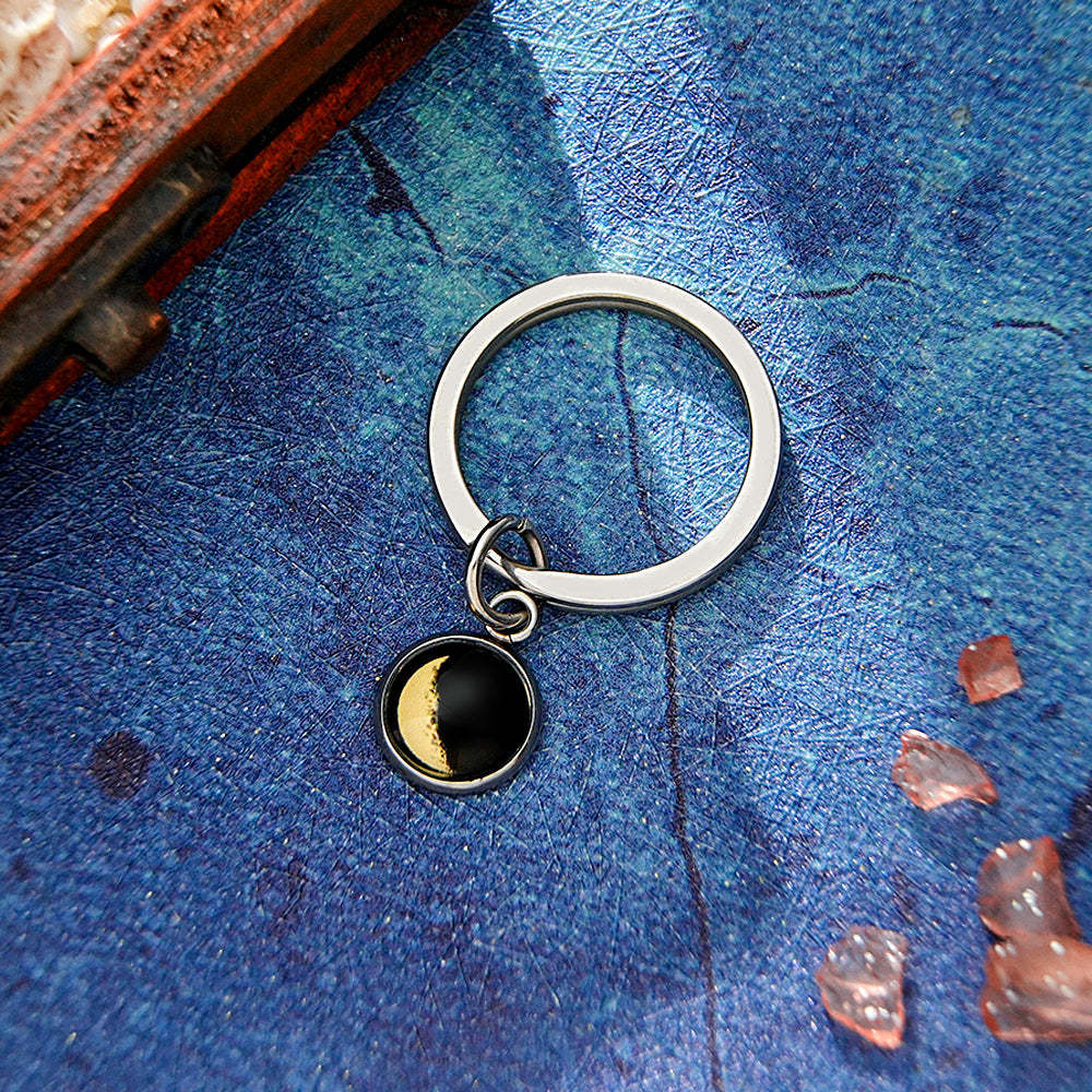 Custom Photo Moon Memory Keychain in Black Personal Moon Date - yournamenecklaceuk