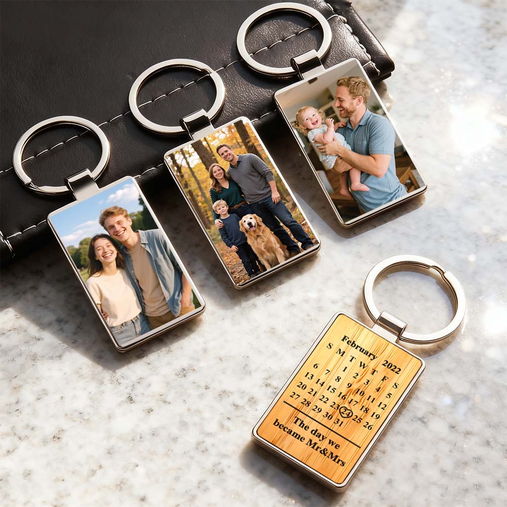 Personalized Photo Keychain Custom Calendar with Message Keyring Engraved Picture Wedding Anniversary Girlfriend Keepsake Gift for Couples