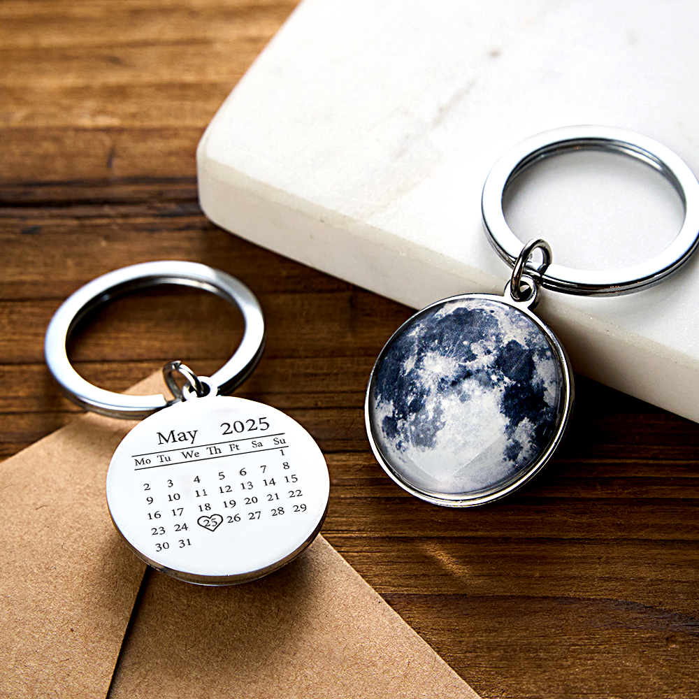 Personalized Date & Moon Phase Keychain Custom Calendar & Moon Keychain Your Special Day Moon Keychain Anniversary Gift