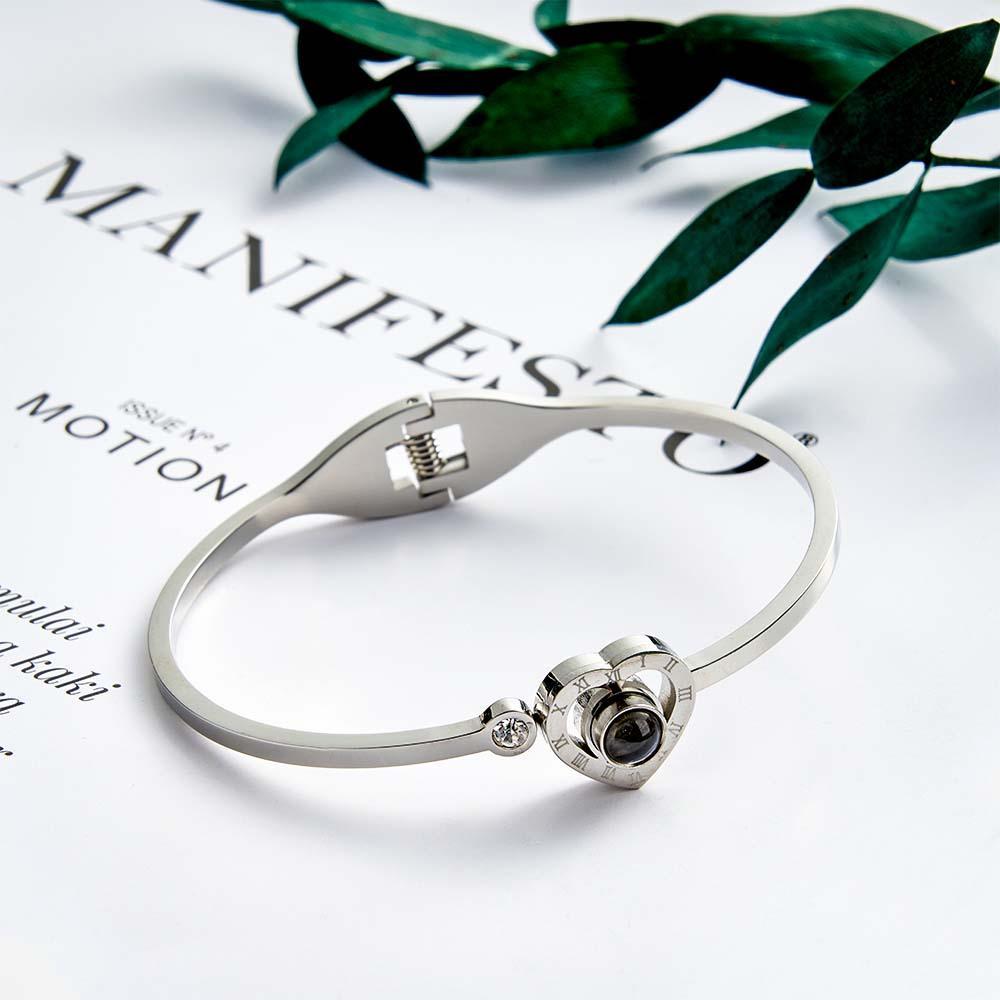 Personalized Photo Projection Heart-Shaped Bracelet Round Free Adjustment Bracelet for Her - yournamenecklaceuk