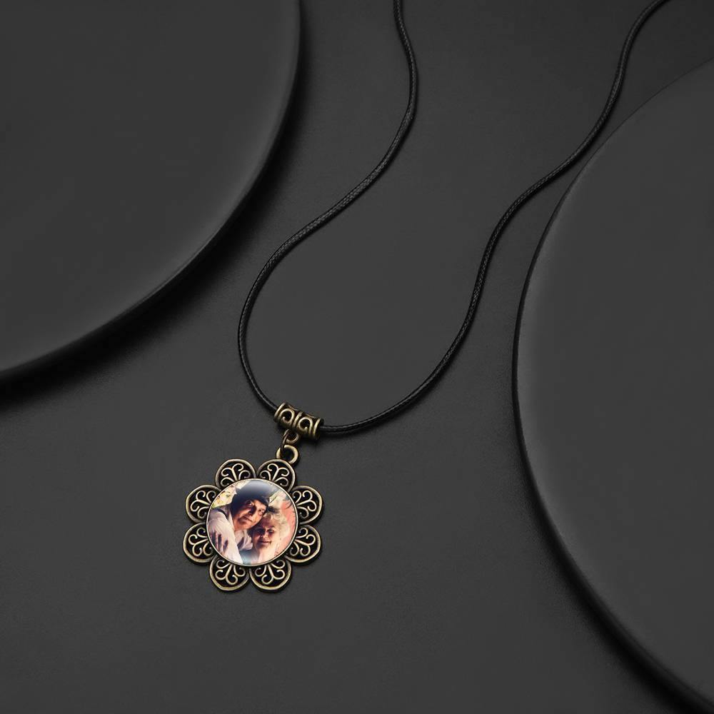 Round Photo Necklace with Floral Border - yournamencklaceuk