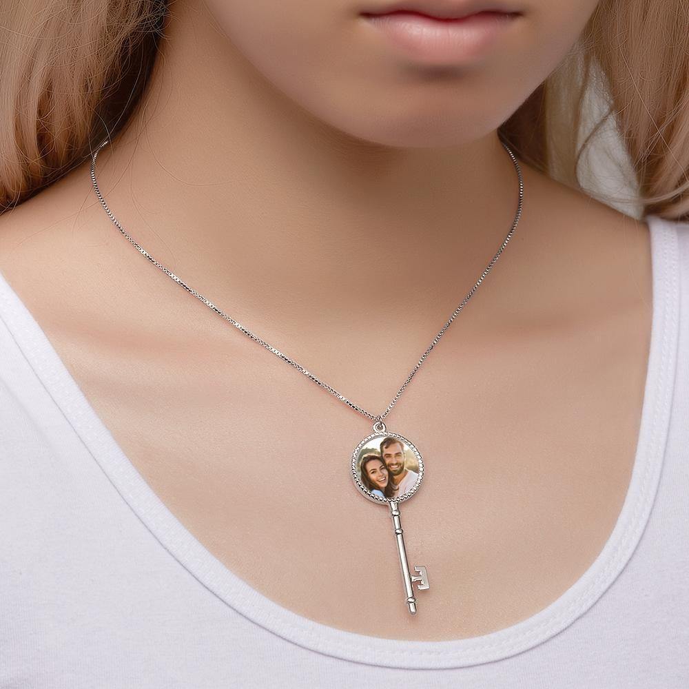 Photo Locket Necklace Key Necklace Couple's Gifts Memorial Gifts - yournamencklaceuk