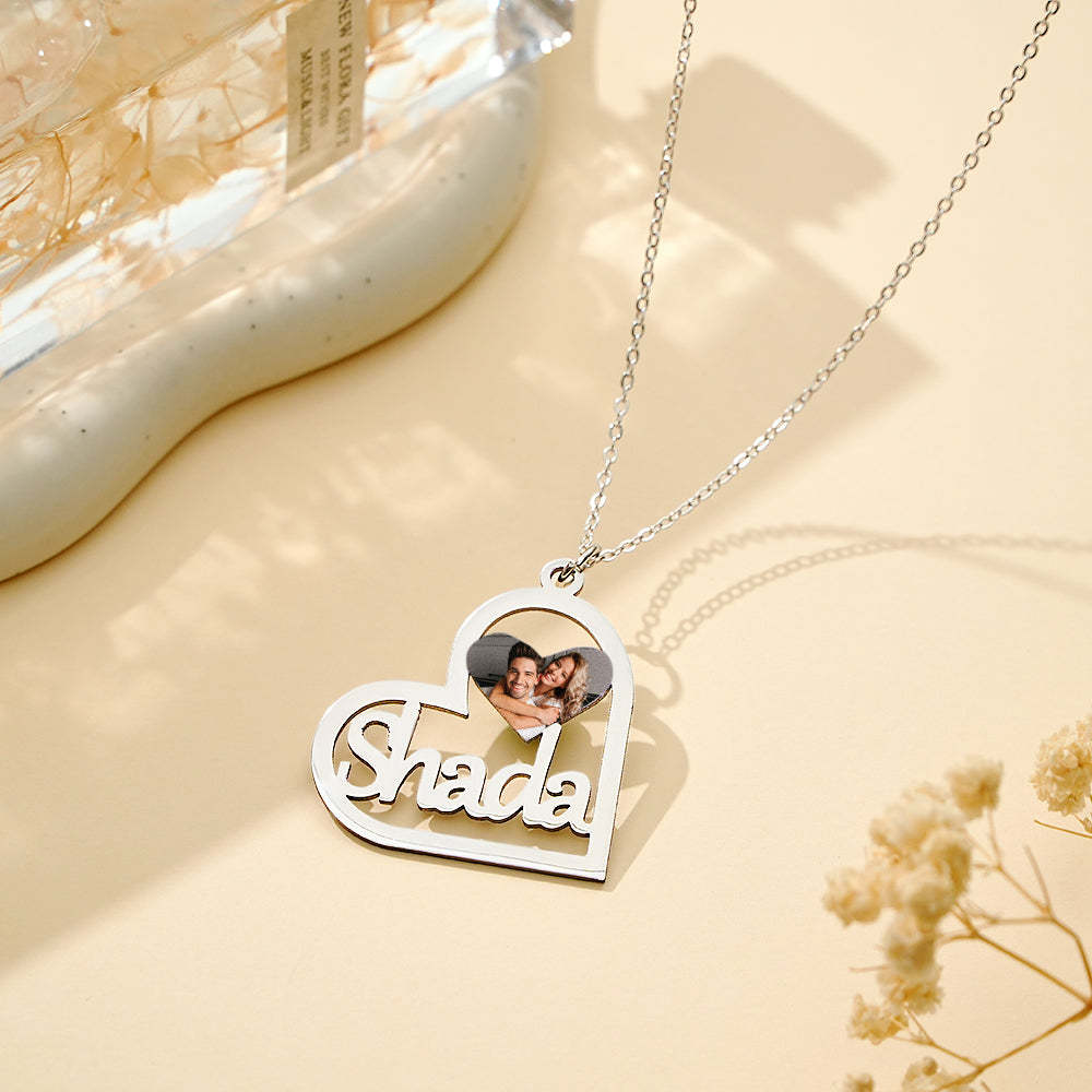 Personalized Heart-shaped Name Photo Necklace - yournamenecklaceuk