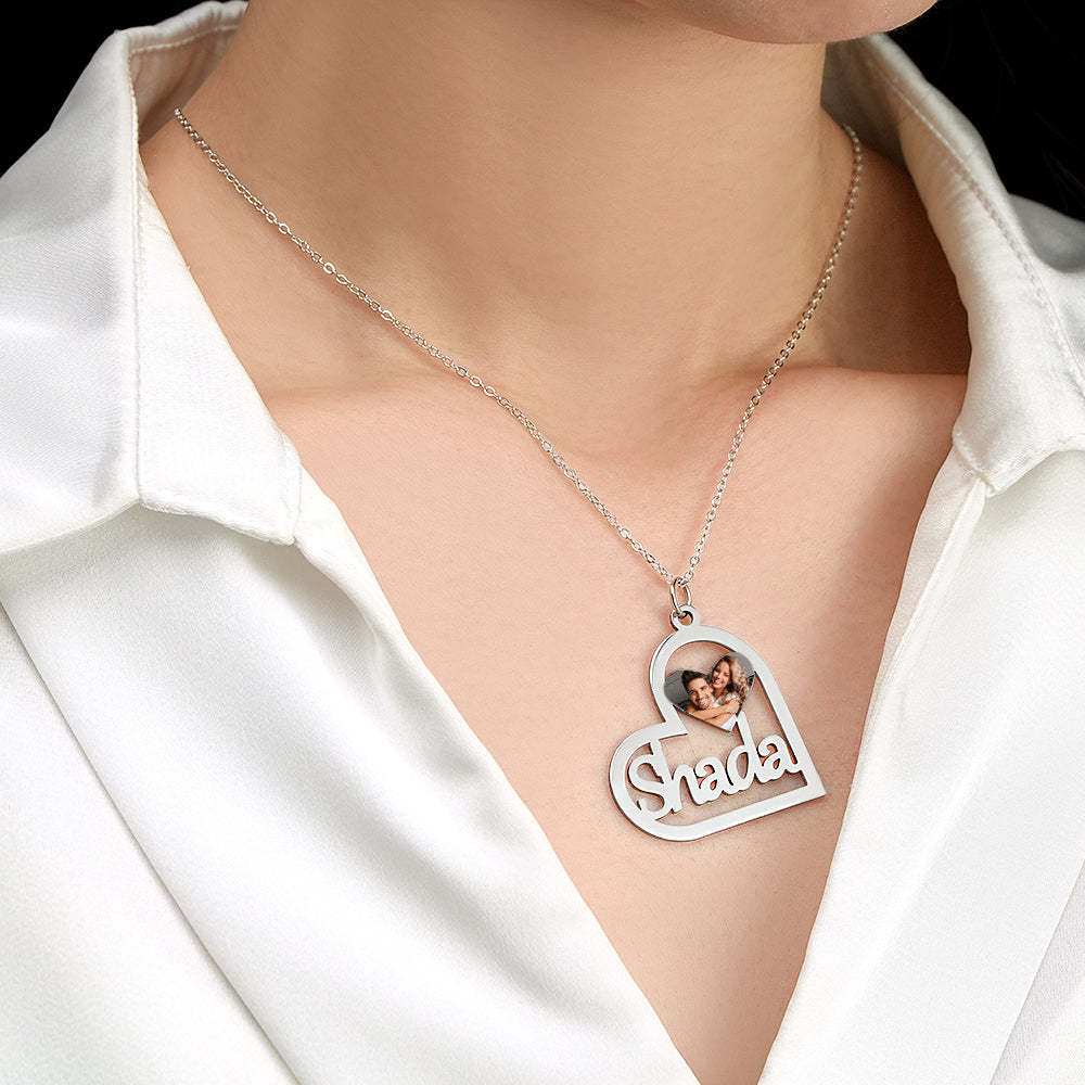 Personalized Heart-shaped Name Photo Necklace - yournamenecklaceuk