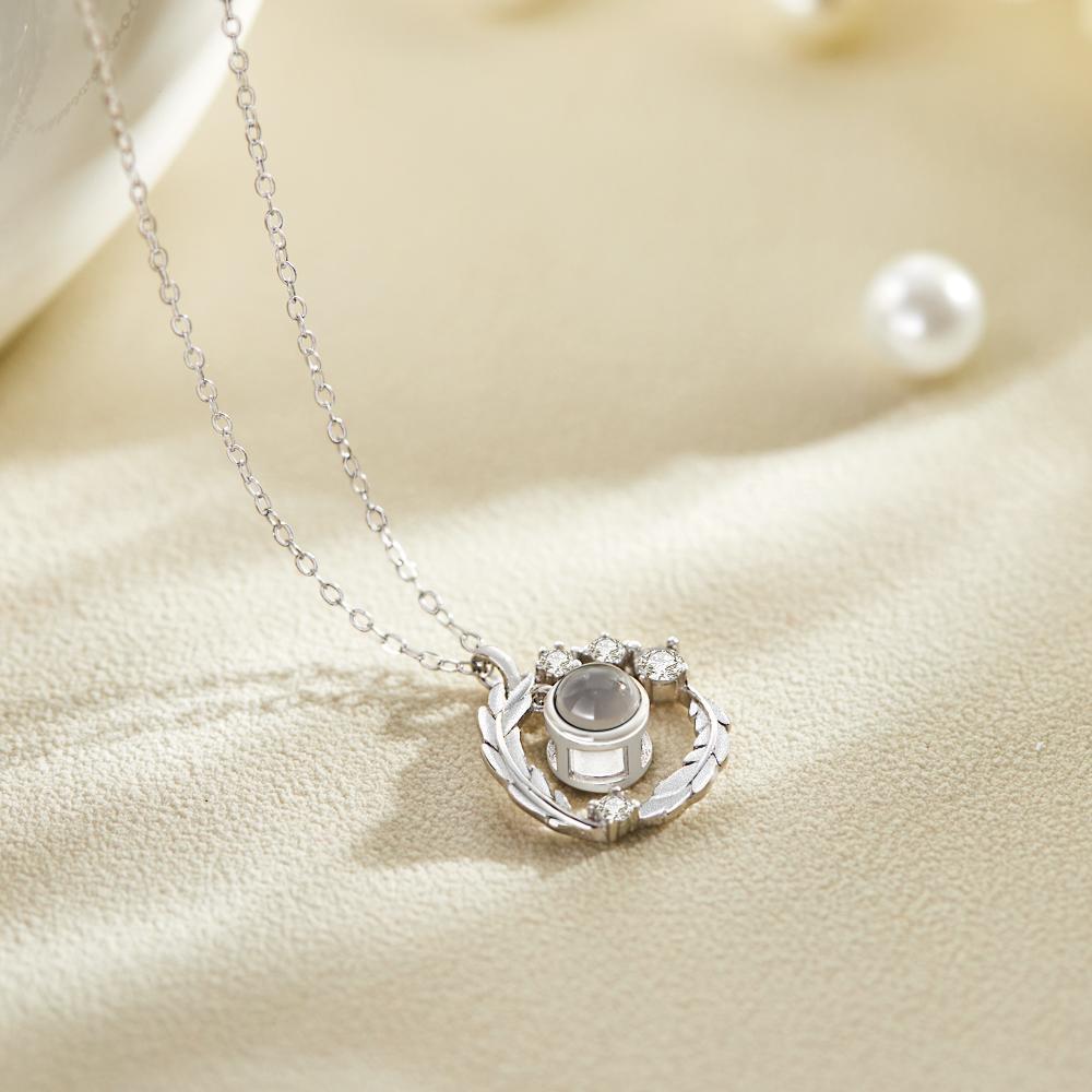 Custom Photo Projection Necklace Wreath Simple Gifts - yournamenecklaceuk