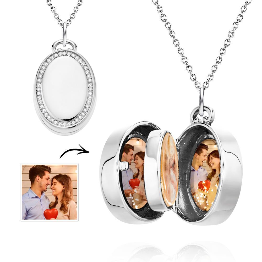 Oval Locket Photo Necklace Personalized Retro Memorial Picture Pendant Gift For Her - yournamenecklaceuk