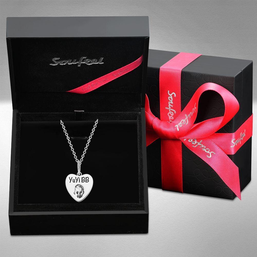 Photo Portrait Necklace with Engraving Heart-shaped, Custom Portrait Jewelry Platinum Plated - Silver - yournamencklaceuk