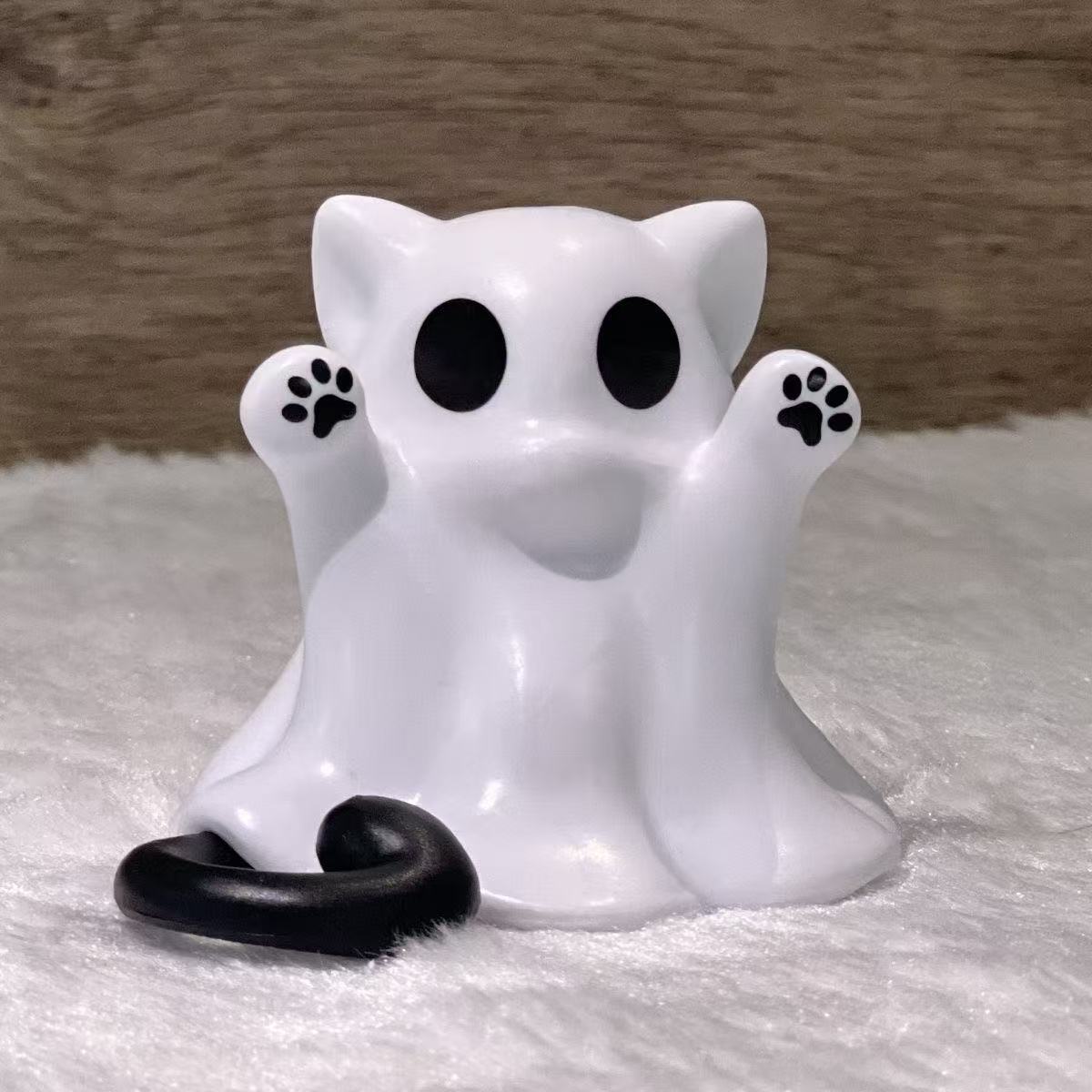Halloween Spooky Little Ghost Ornament – Halloween Home & Party Ornament