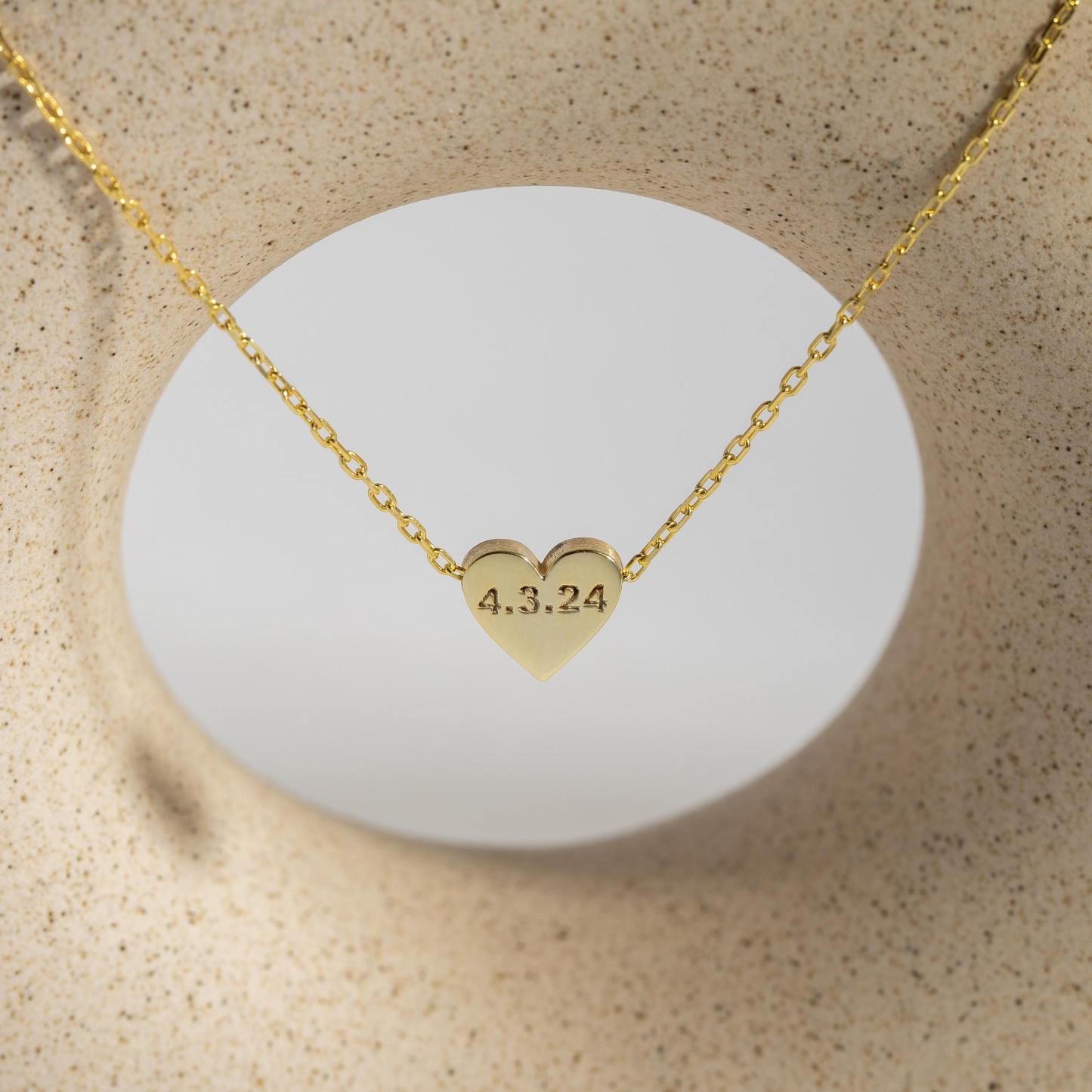 Personalized Date Heart Pendant Necklace Custom Engraved Names and Special Date Heart Charm Necklace Anniversary Gifts -  NameNecklaceUK