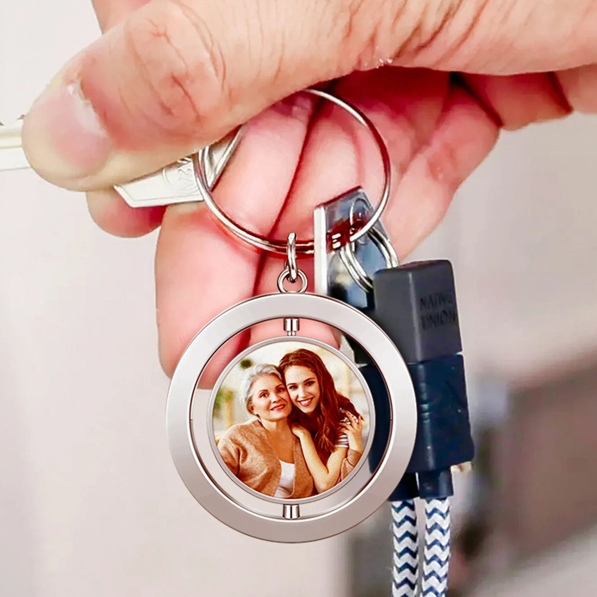 Personalized Double-Sided Photo Spinning Keychain Custom Rotating Picture Keyring Two Photos or Personalized Quote Option Christmas Gifts