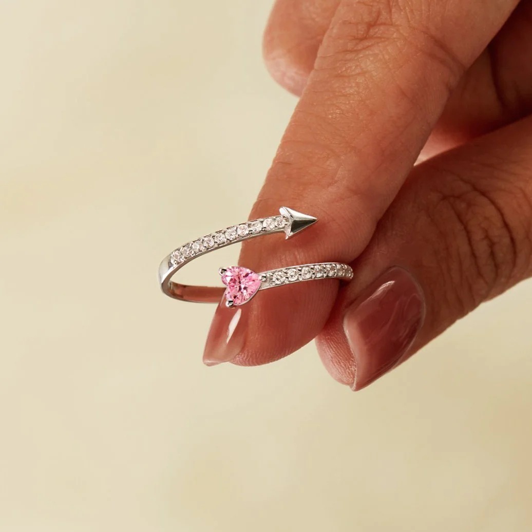 Your Heart Knows The Way Arrow Heart Ring Inspirational Gift For Women -  NameNecklaceUK
