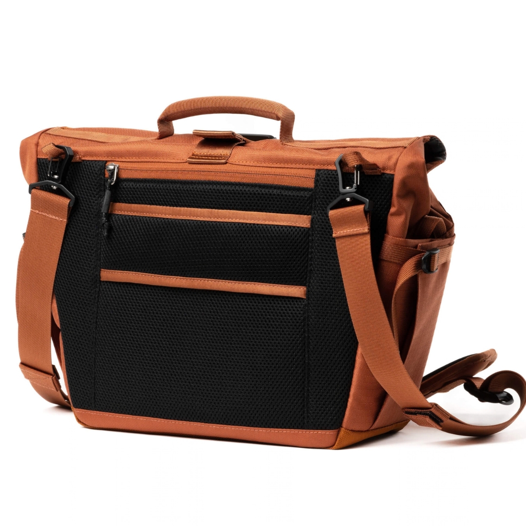 Think Tank Photo FocusPoint® Crossbody 13L