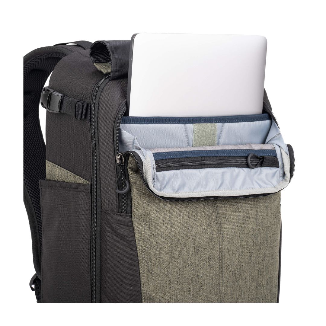 Think Tank Photo Mirrorless mover BackPack