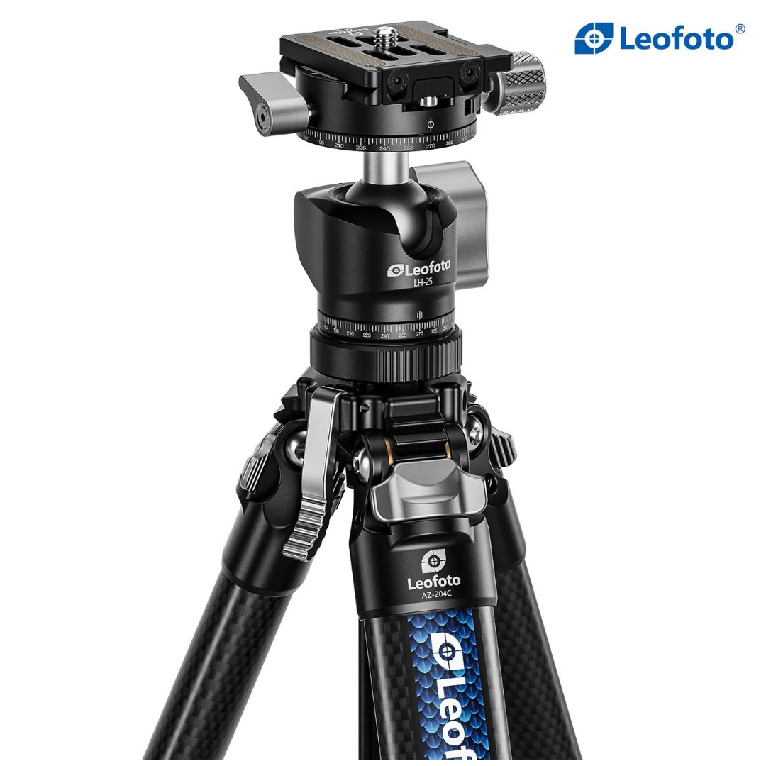 Leofoto AZ-204C + LH-25R 4 Section Ultra Compact Carbon Fibre Tripod
