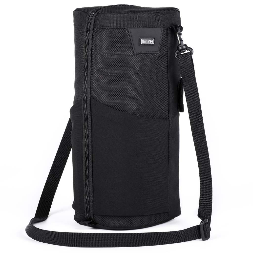 Think Tank Photo Lens Changer 150-600 V3.0  Modular pouch accommodates a 150–600mm f/5–6.3 lens with hood reversed