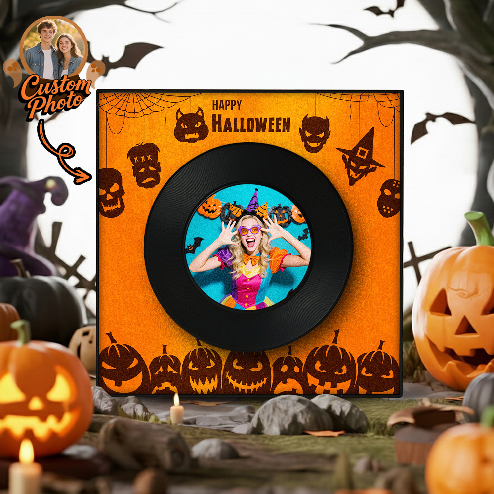 Aimant De Réfrigérateur Halloween Personnalisé Avec Musique Et Photo. Peut Personnaliser 1 À 6 Disques Vinyles Et Chansons. Chanson Photo Vintage Personnalisée Qui Peut Jouer De La Musique. Cadeaux D'halloween Pour Couple.