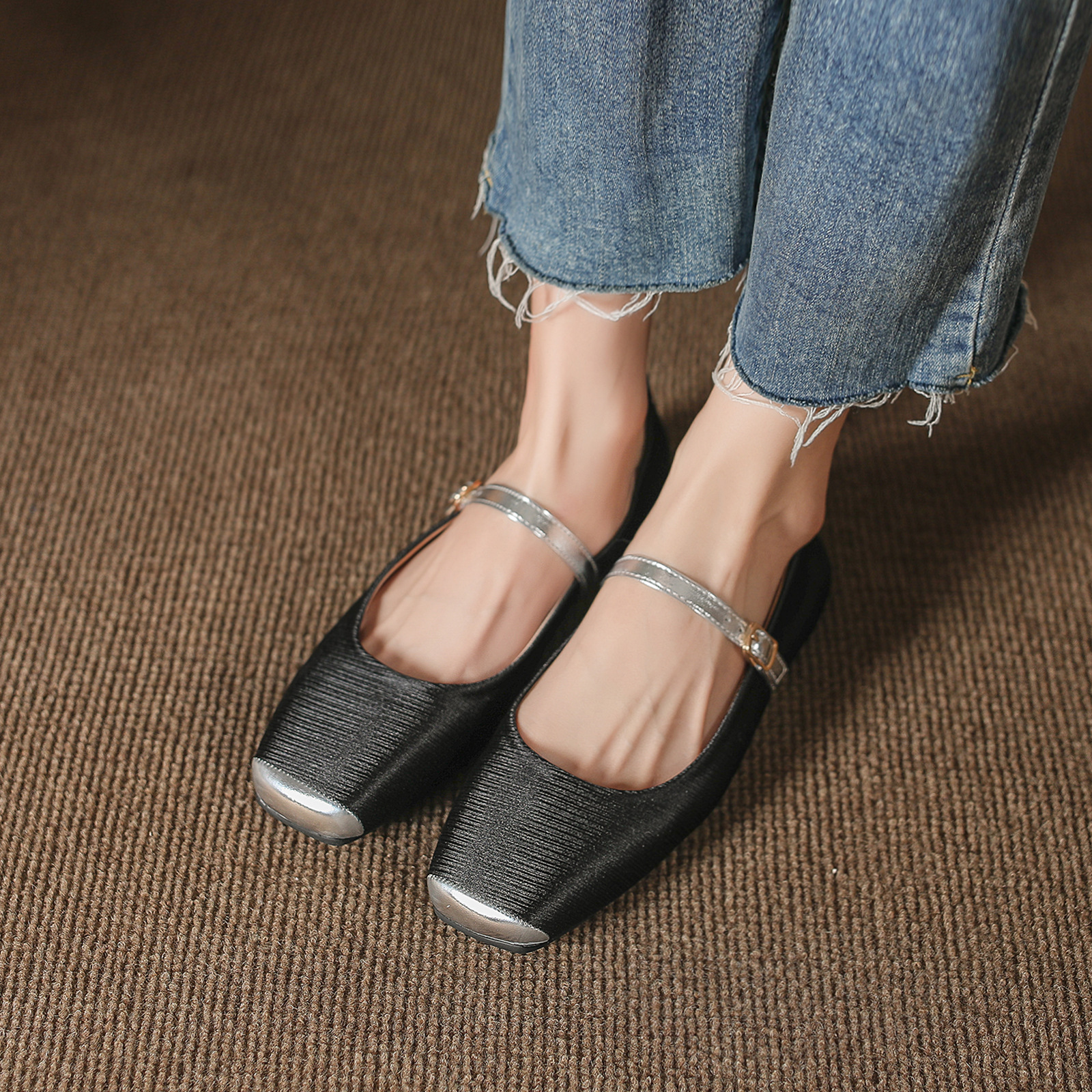 2026 春新作 ワンストラップ フラット スクエアトゥ メリージェーン レディース