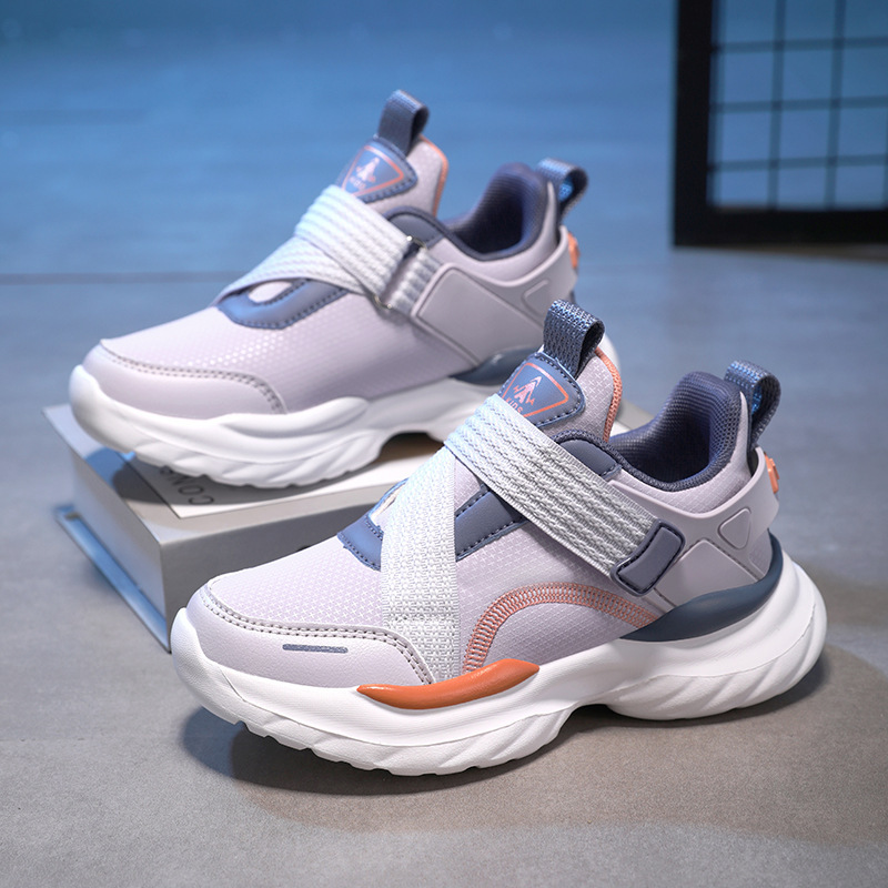 2026 春新作 キッズ メッシュランニングシューズ