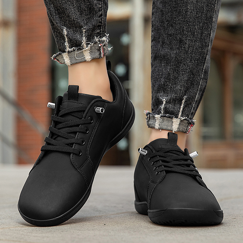 本革・ワイド幅 裸足感覚スニーカー（メンズ）