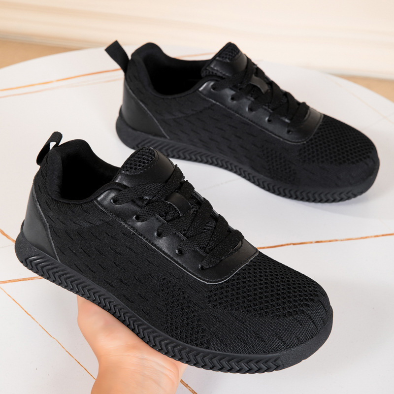 春新作 メッシュ ワイド幅 スニーカー