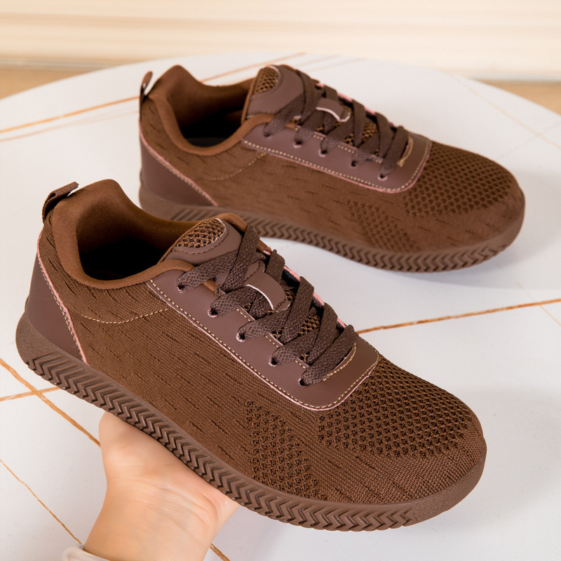 春新作 メッシュ ワイド幅 スニーカー