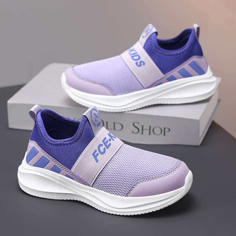 新登場！キッズ 通気メッシュ スリッポンスニーカー 子供用 運動靴