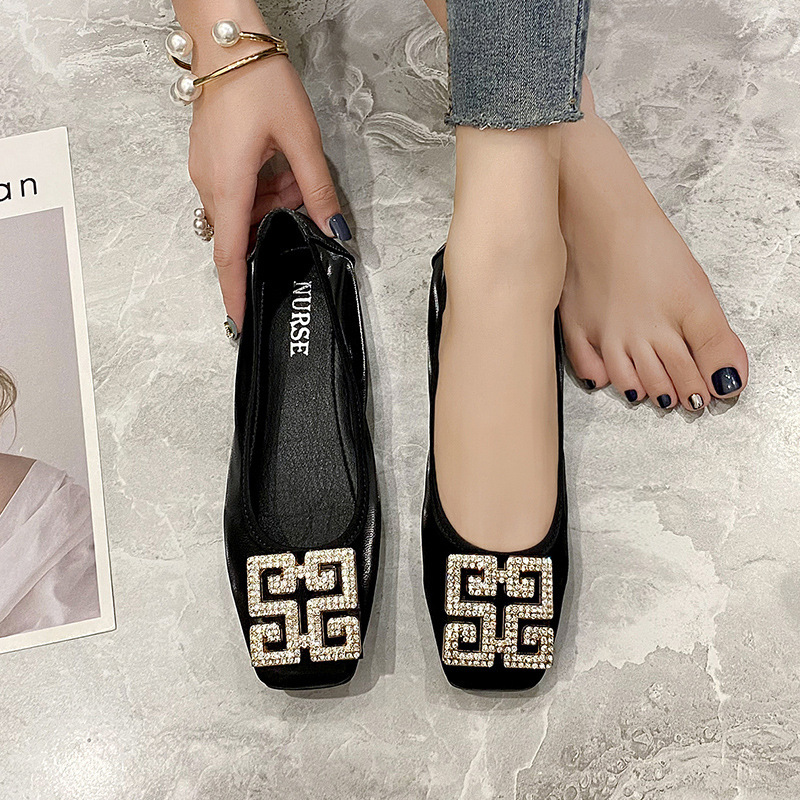 2026 年春新作 フラットシューズ