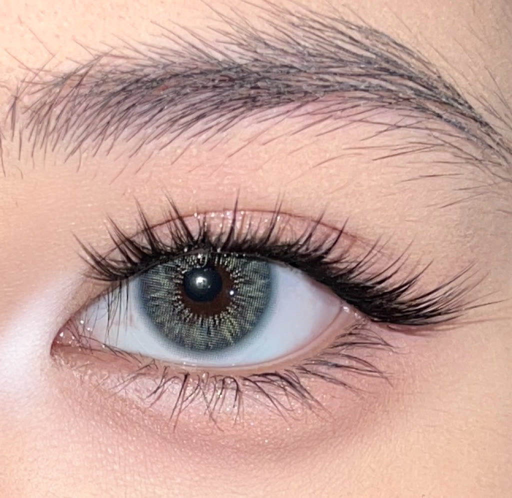 MYEYEBB Mar Iris Green Colored Contact Lenses - image 4