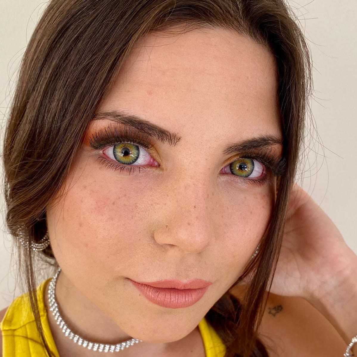 MYEYEBB Rihanna Colored Contact Lenses - image 2