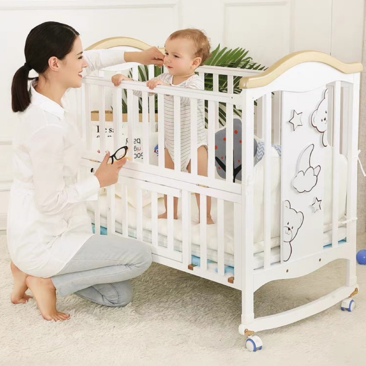 Multifunctional wooden baby crib