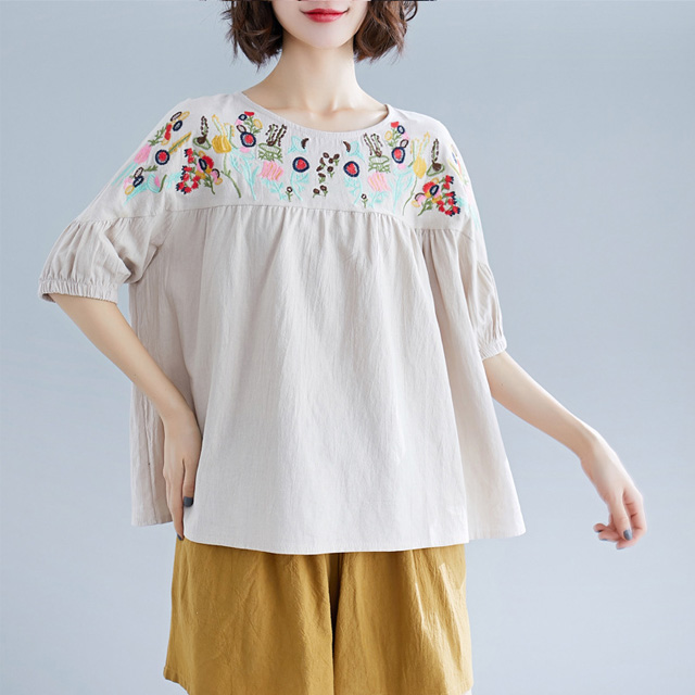 Vintage embroidered round neck short sleeve