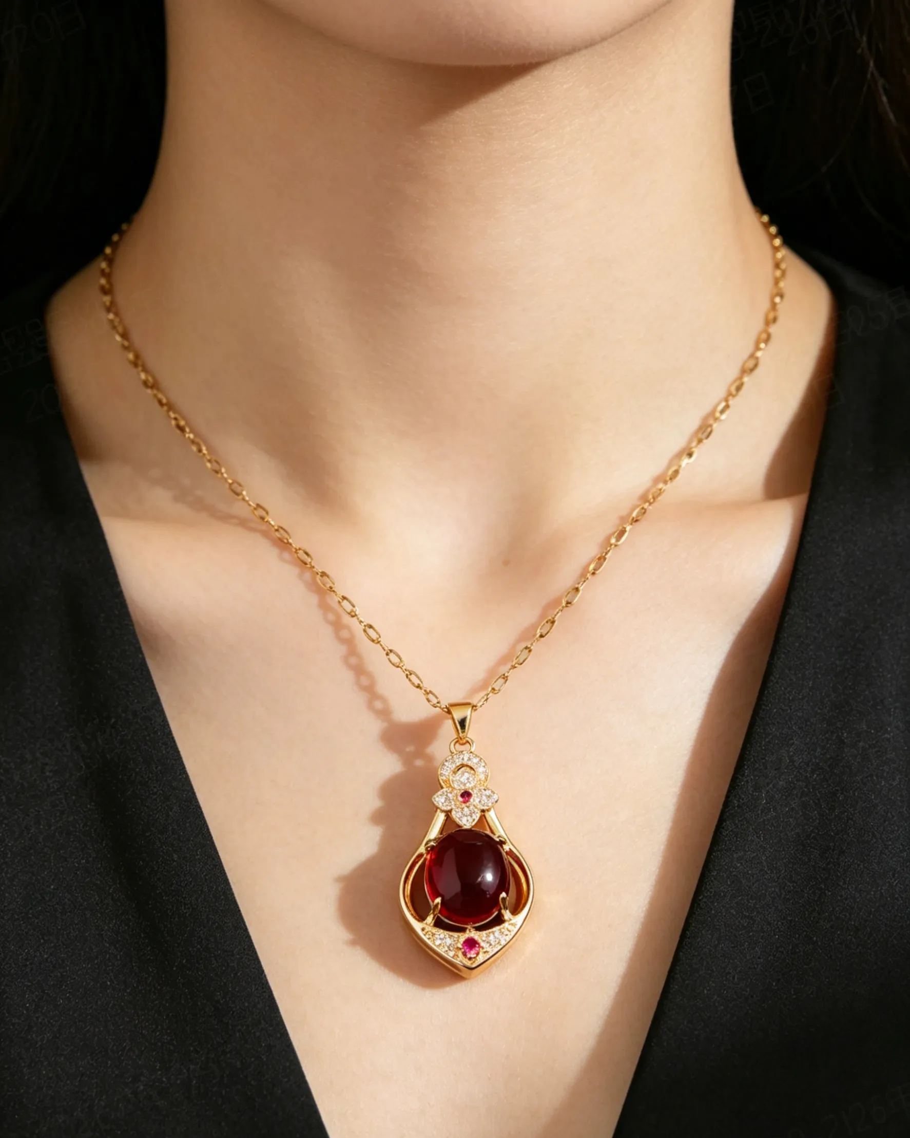 Women's Gold Chain Water Drops Emerald Green Peacock Pendant Necklace