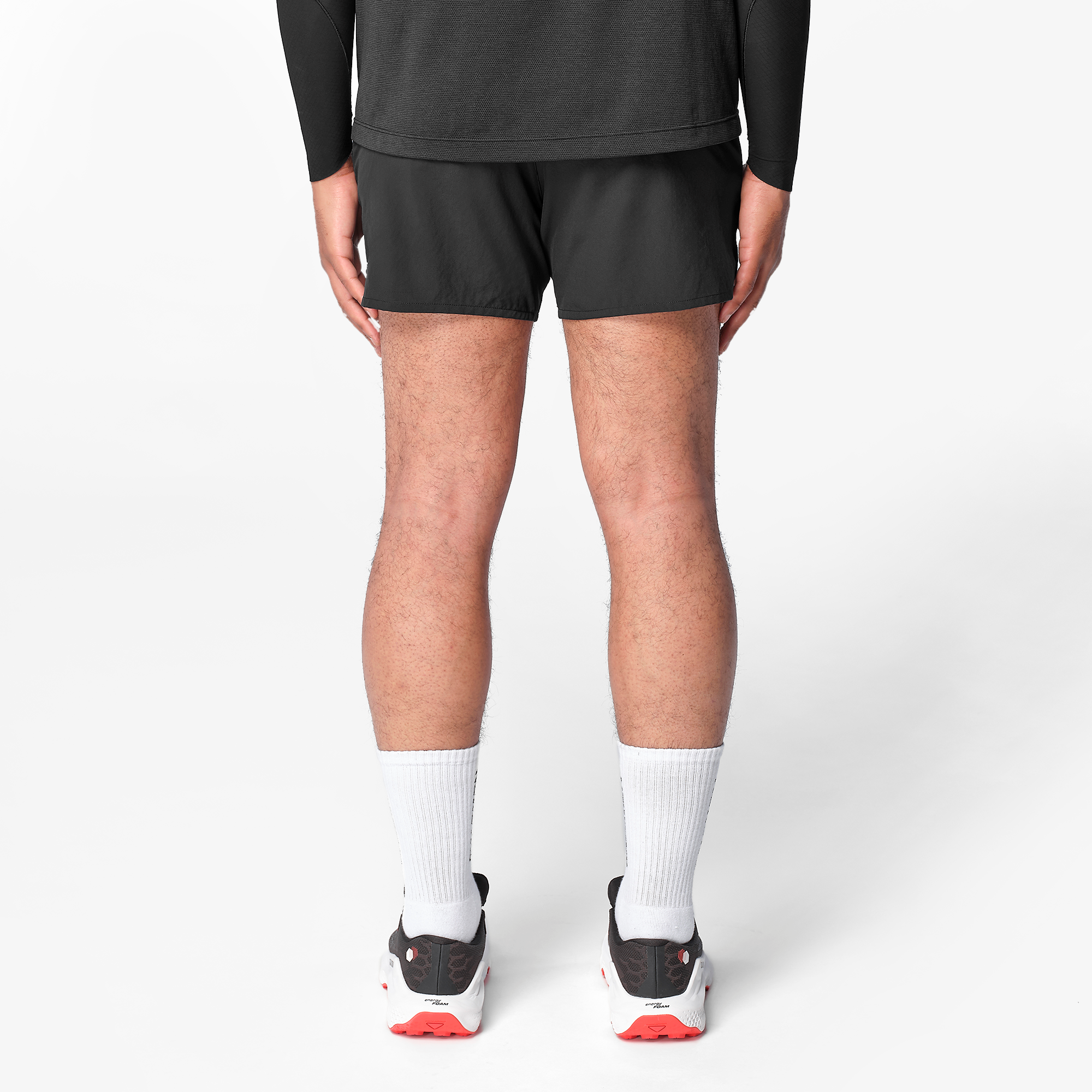 LC2450400_1_MOD_SHKout CORE 5_ SHORTS M-DEEP BLACK_RUN_M_M6_DUST