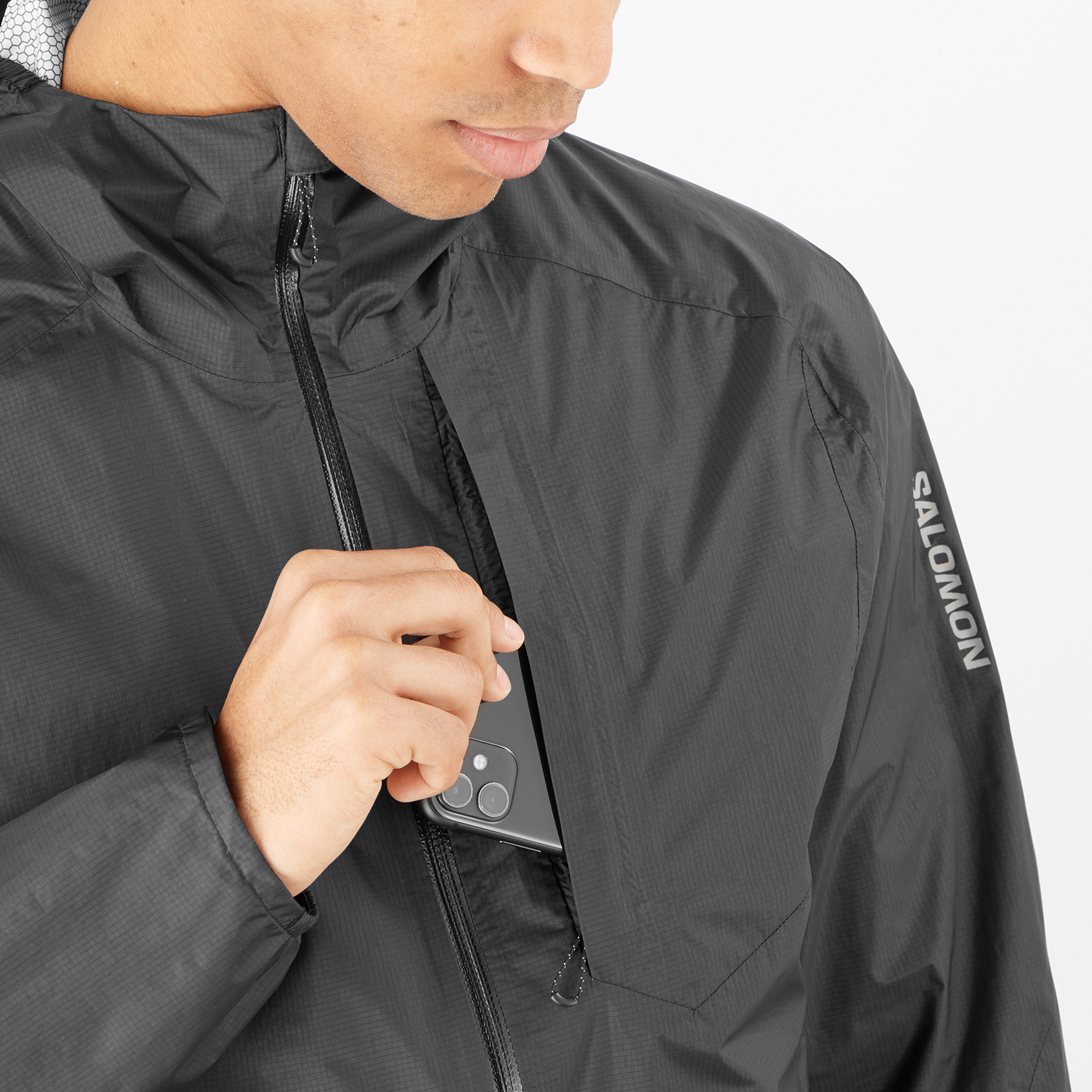 LC2134800_5_MOD_bonattiwpjkt_deepblack_chestpocket_m