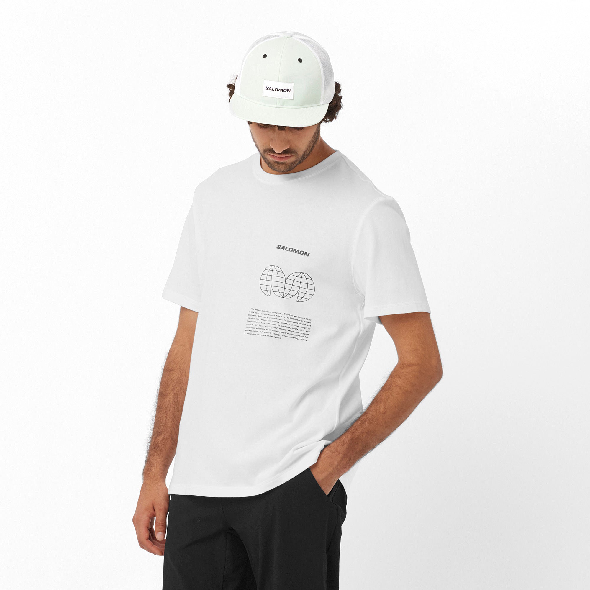 SALOMON｜SHORT-SLEEVED ROUND NECK T-SHIRTS (Globe Graphi Salomon Men's Globe Graphic SS T-Shirt in Deep Black Salomon