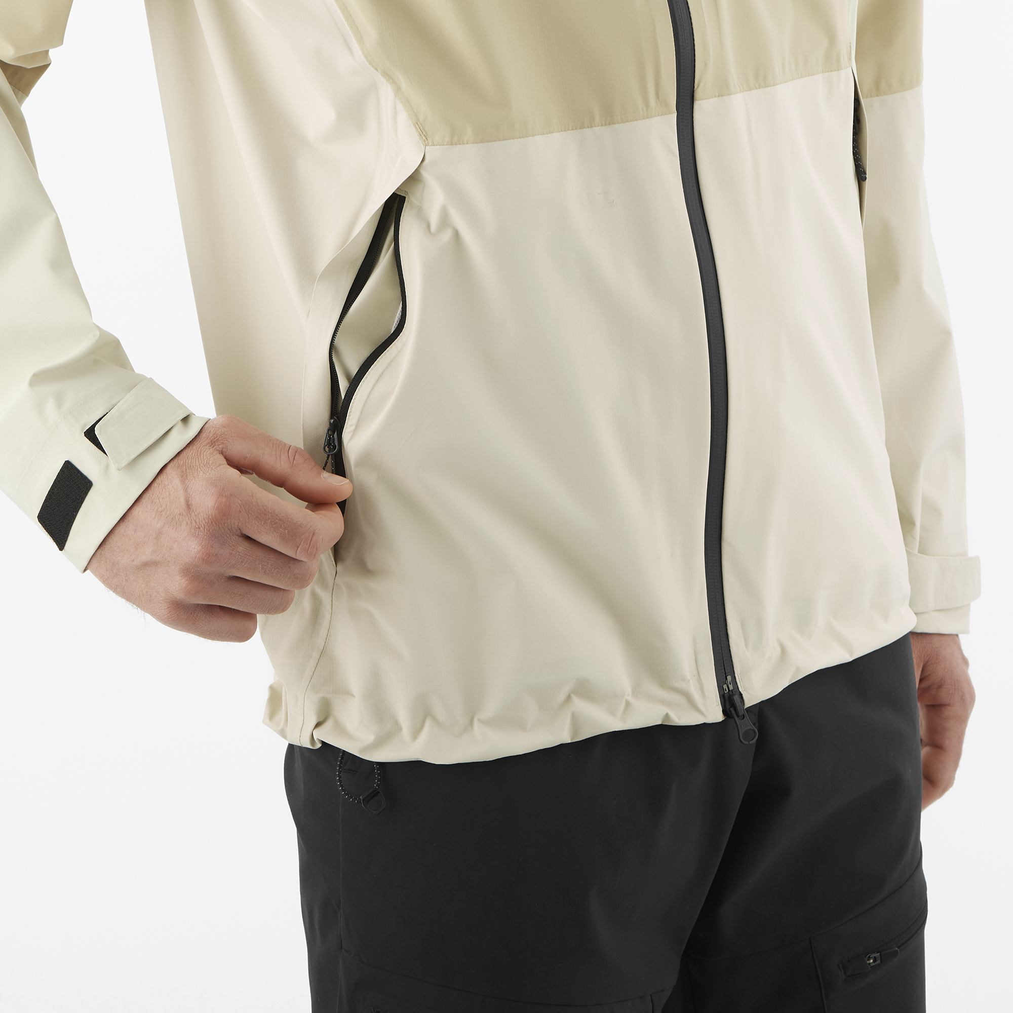 OUTERPATH 2.5L WATERPROOF JACKET
