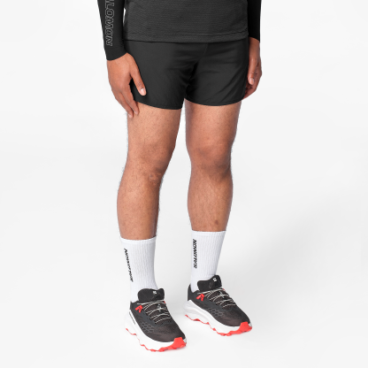 LC2450400_0_MOD_SHKout CORE 5_ SHORTS M-DEEP BLACK_RUN_M_M6_DUST