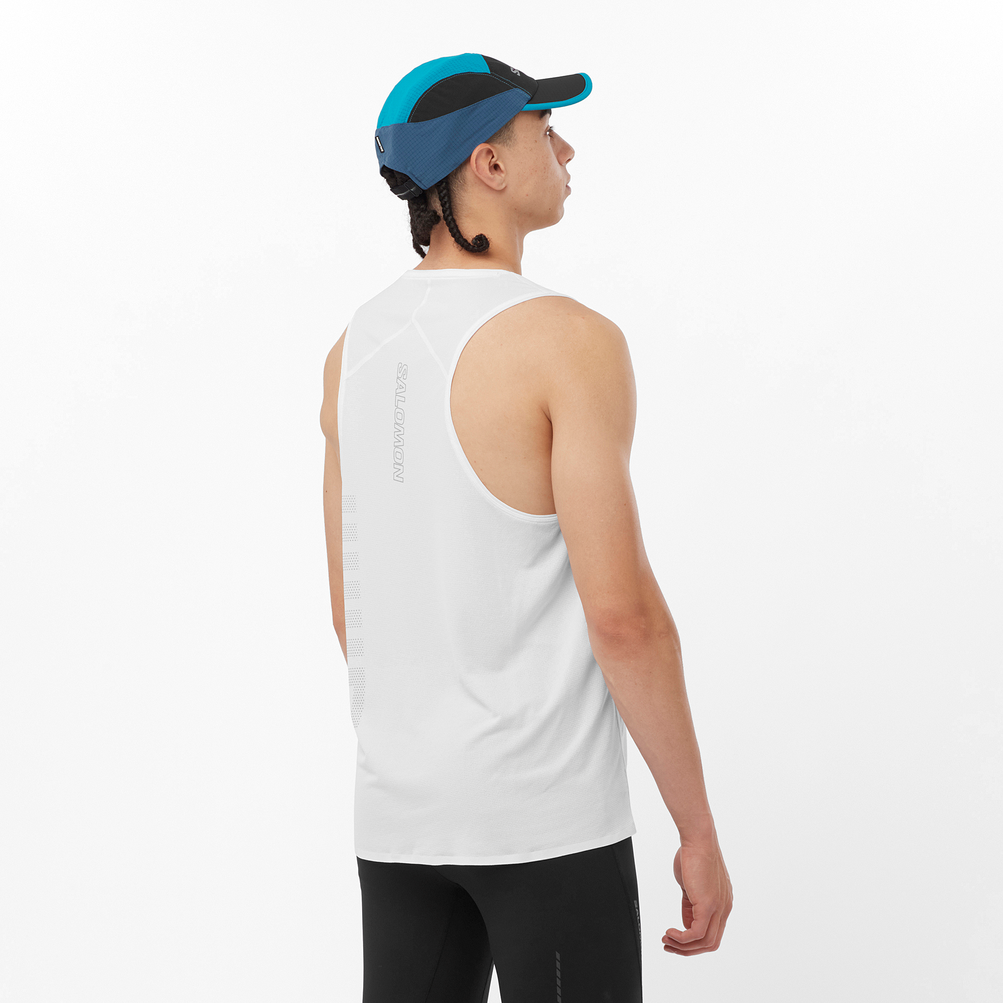LC2189200_1_MOD_senseaerosingletgfx_whitepeacockblue_run_m