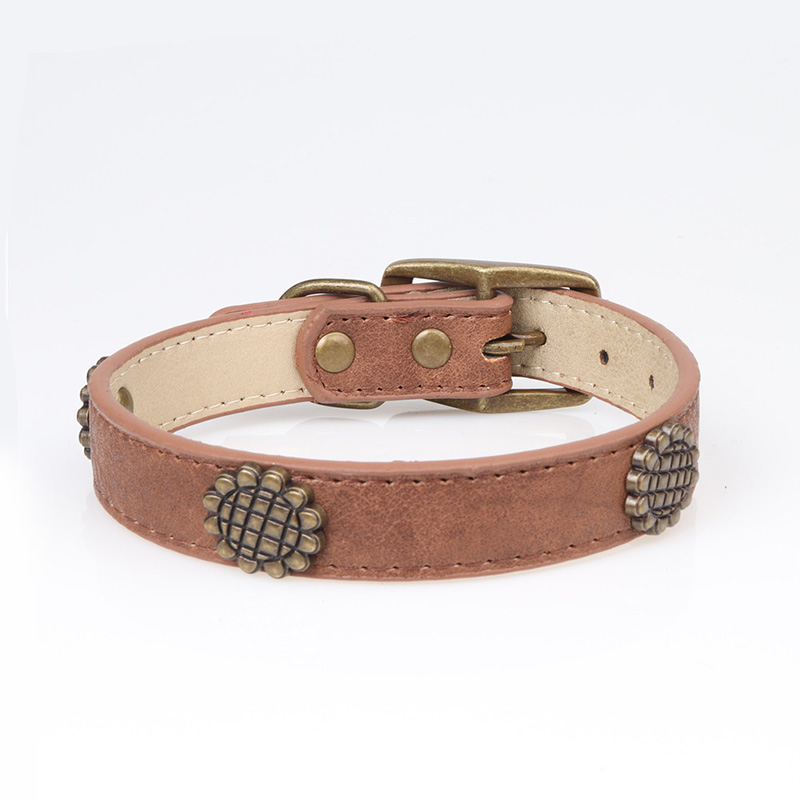 Leather Pet Collars for Medium or Large Dogs Adjustment Range 12 to 18-Inch Black Red Blue Brown Four Color Pet Collars