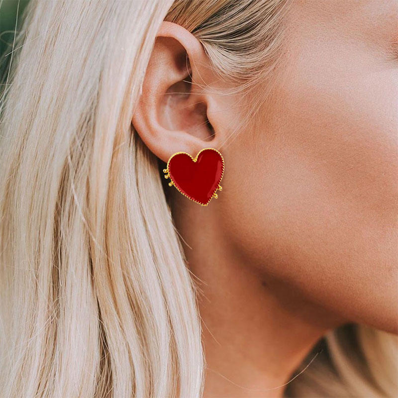 2019 New Design Punk Gold Edge Red Acrylic Heart Stud Earrings For Women Bohemian Big Stud Earring Christmas Jewelry Gift