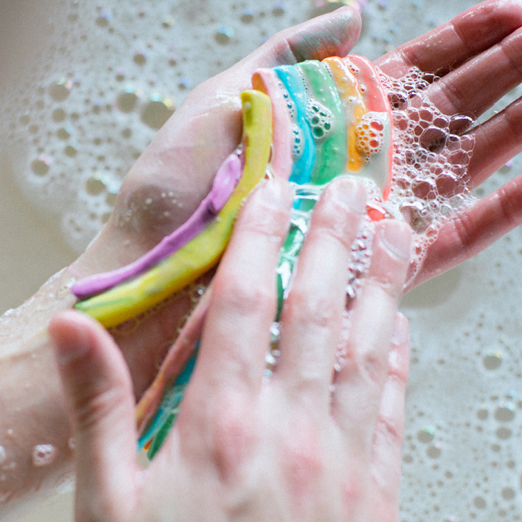 Rainbow-萌萌小铺开发分铺