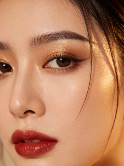 Lazy eyeshadow stick three colors one touch matte earth color concealer light makeup three in one wa