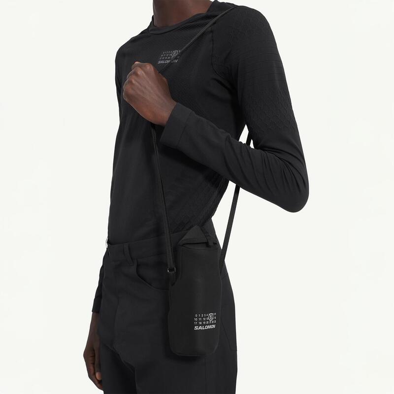 mm6 salomon ボトルホルダー mm6-x-salomon-water-bottle-