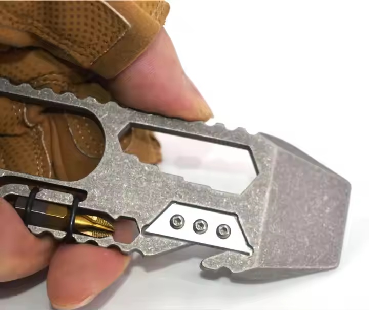 11 in 1 EDC Multi-function Tools Camping Survival Kit Gr5 Titanium Pry Bar